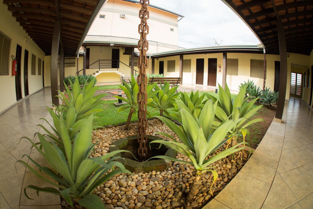 Happy Inn Hotel Jaguariuna Exterior photo